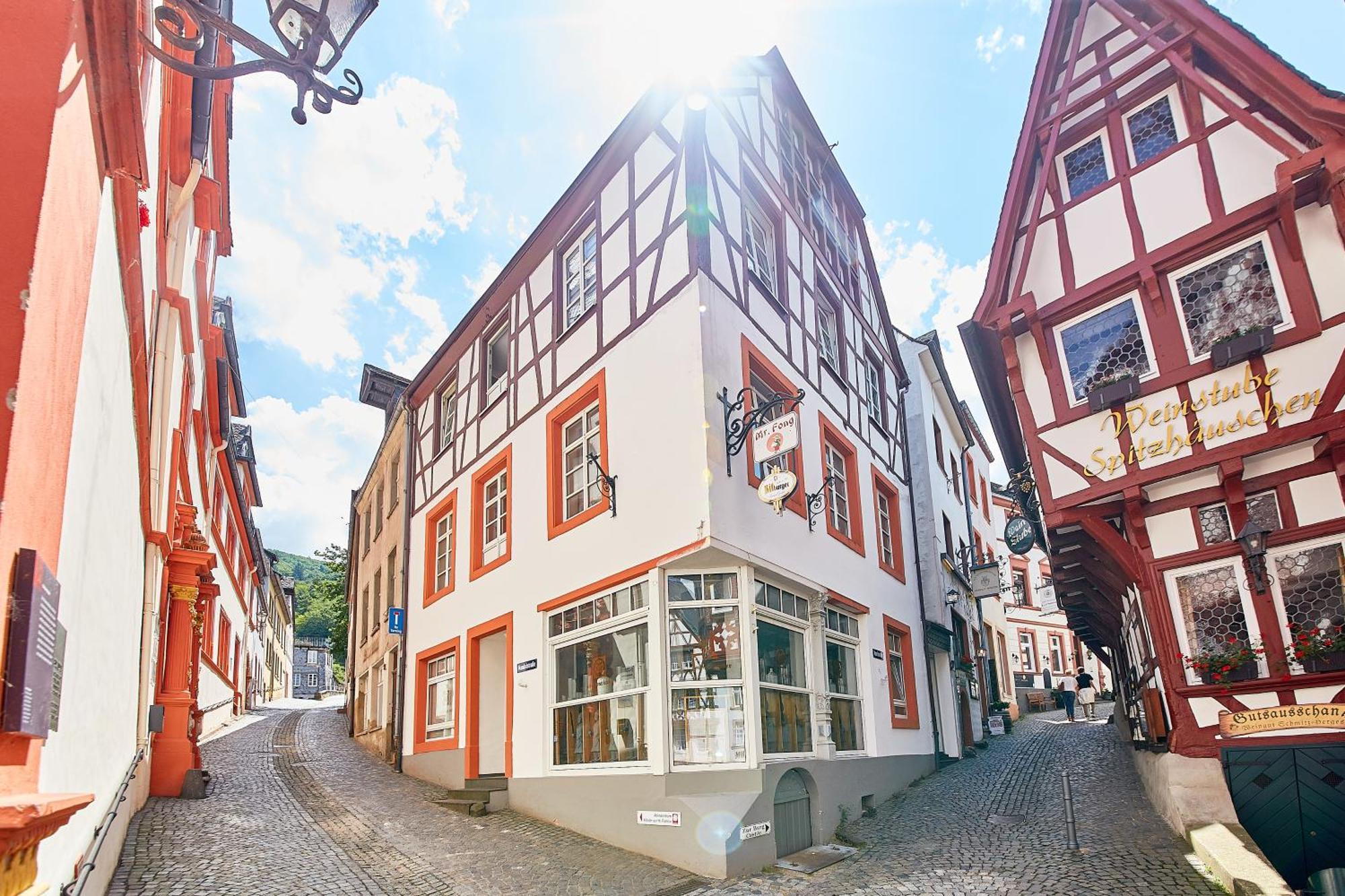 Fachwerkperle Am Historischen Marktplatz Bernkastel-Kues Ngoại thất bức ảnh